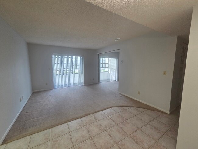 Living Area - 2581 Countryside Blvd Unit 109