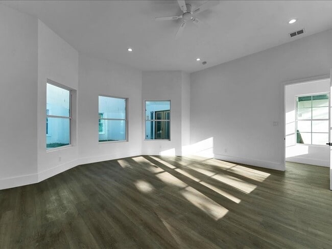 Photo - 8115 Cedar Brush Cir