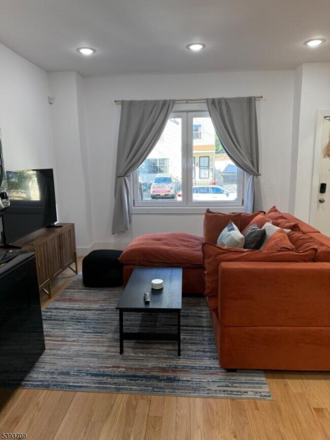 Photo - 492 S 20th St Apartamento