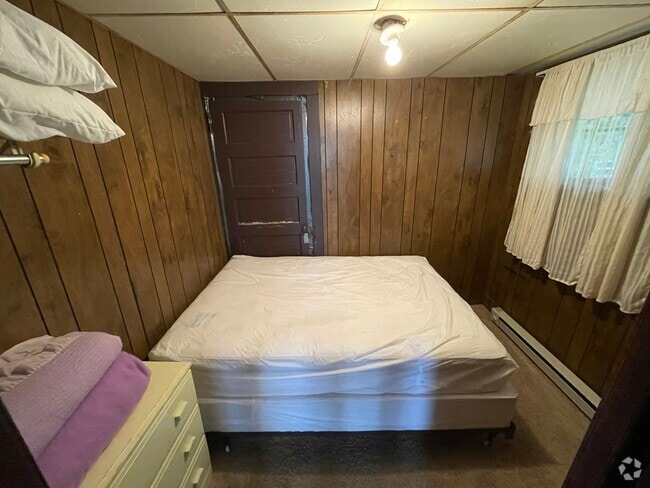 Building Photo - 6638 W Lake Dr Rental