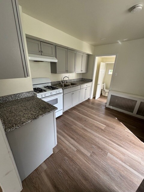 Photo - 528 E Mulberry St