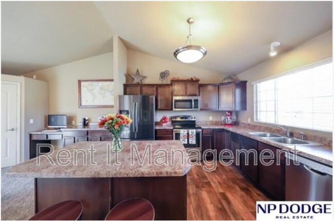 Photo - 13811 S 43rd Ave