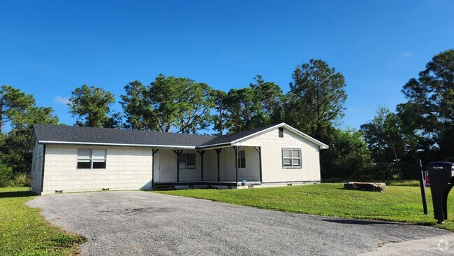 Building Photo - 4112 2nd St W Rental