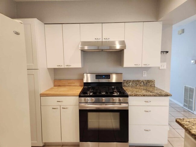 Photo - 3000 Ray Wood Dr