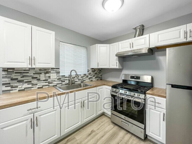 Photo - 22311 Arline Ave Unidad (Upstairs North )