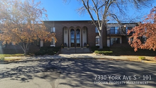 Photo - 7330 York Ave S