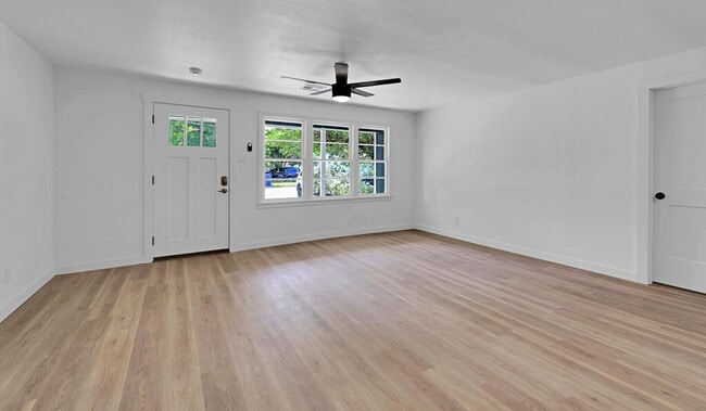 Photo - Spacious 3 Bed, 2 Bath Home in Waco