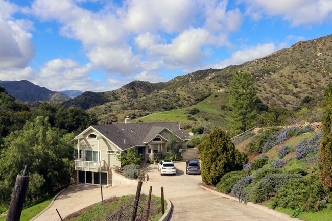 Building Photo - Ojai Views Rental