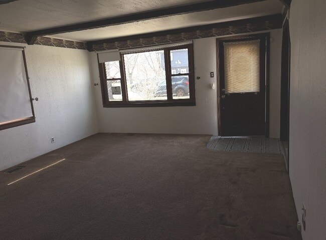 Photo - 17053 Lorenz Ave