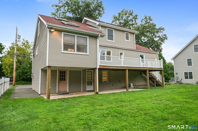 Photo - 18 Windy Knolls