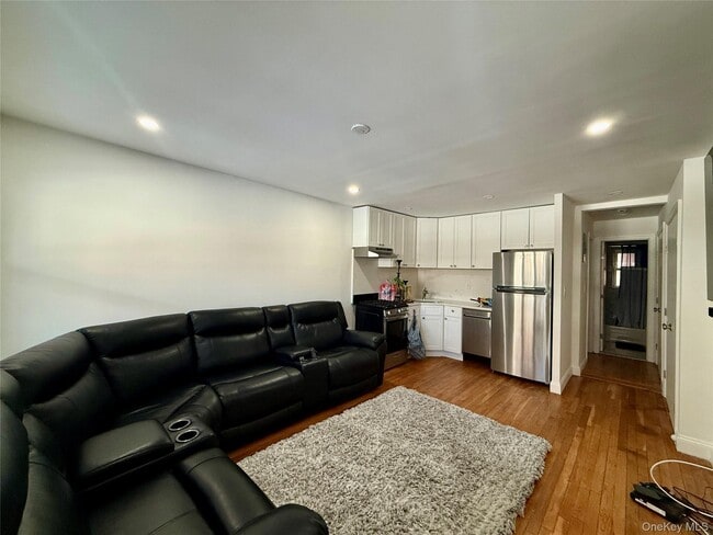 Photo - 765 Shore Rd Unit 1N