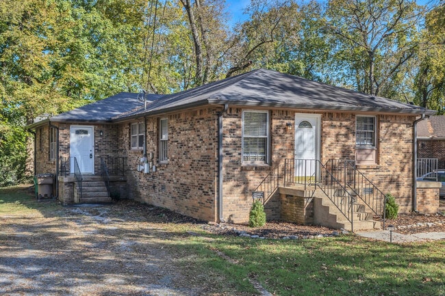 Photo - Charming Duplex in Prime Walkable 12 South Location!