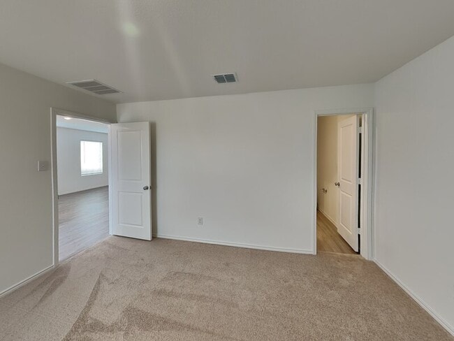 Photo - 1105 Blazin Bronco Trl