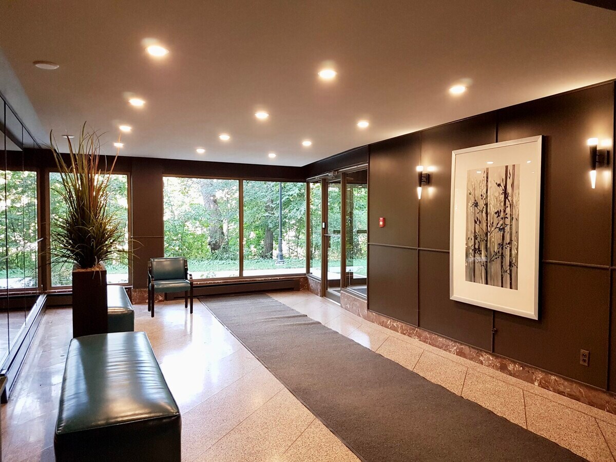 Lobby - Valleyview Apartments