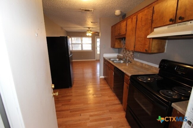 Photo - 308 Bonnie Ln