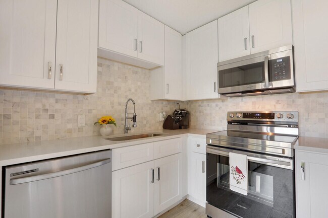 Photo - 1614 16th Ln