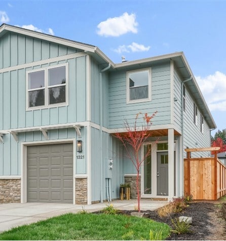 Photo - 1321 Oppek St NE