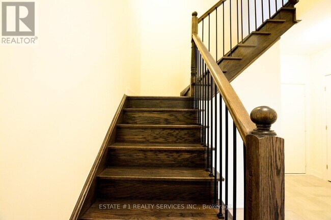 Photo - 357 Veterans Drive