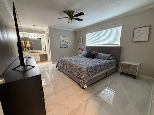 11207 Broadsweep Dr