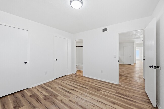 Photo - 801 W Gibson St Unit 214