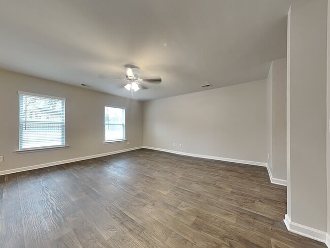 Photo - 110 Boat Clb Ln