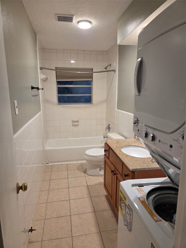 Photo - 902 Euclid St