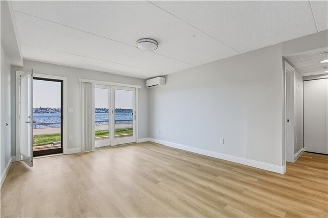 Photo - 20 America Way