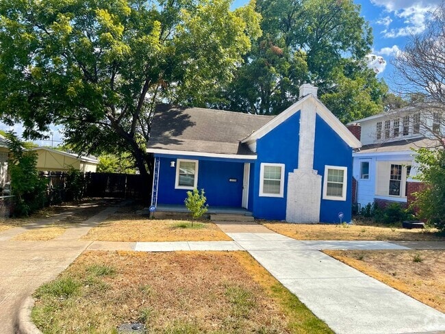 Building Photo - 4 Bed / 2 Bath Home in Historic Southside ...