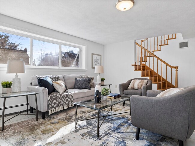 Photo - 7 Asheville Rd