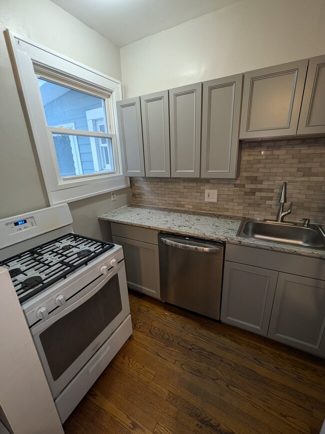 Photo - 14 Lincoln Ave Unidad 1a