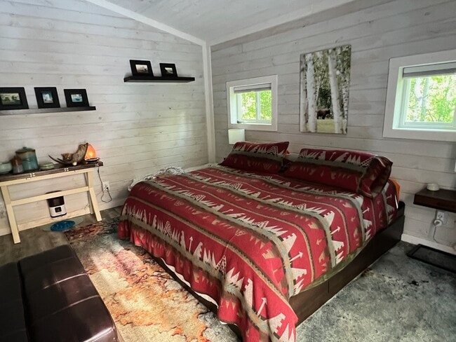 Photo - 135 Hideaway Dr