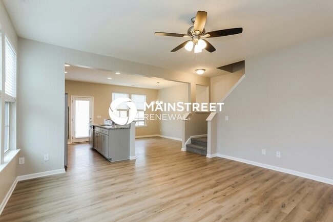 Photo - 3 Bedroom Pet-Friendly Home in Clayton, NC with Main Street Renewal