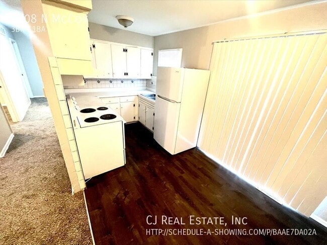 Photo - 3208 N McCoy-