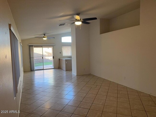 Photo - 4022 E Meadow Dr