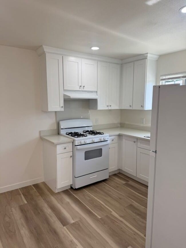 Photo - Bishop Street (605) Unit A