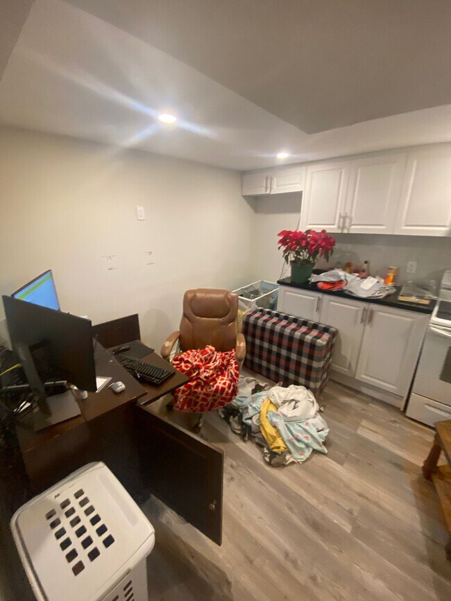 Photo - 116 Dorcot Ave