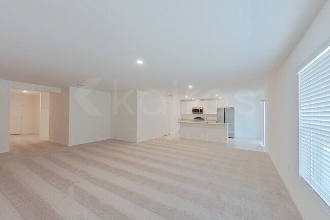 1304 Congress Ave