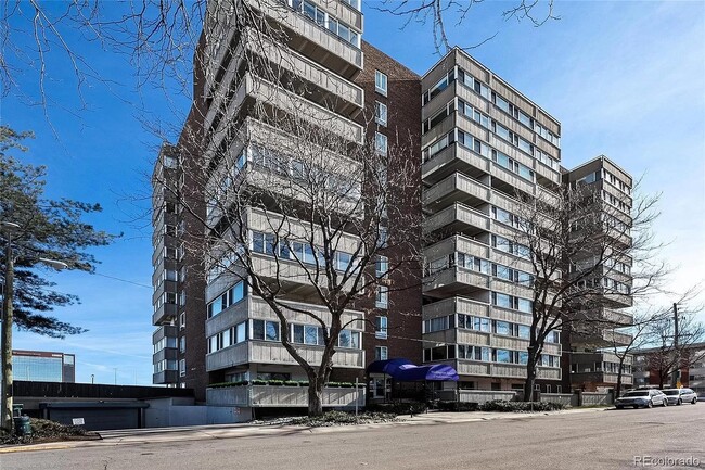1888 S Jackson St Unidad 401