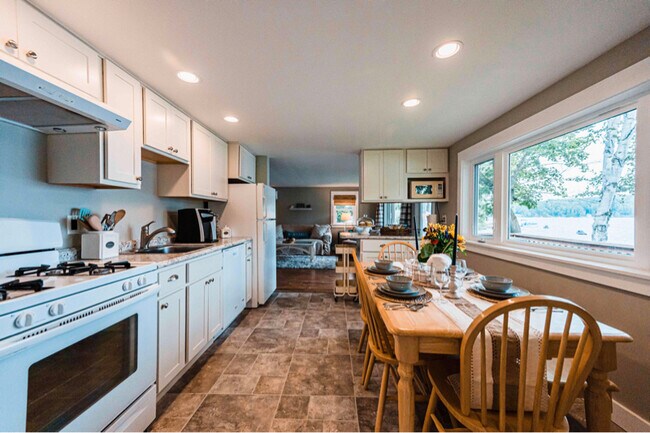 7 Fire Rd W24A