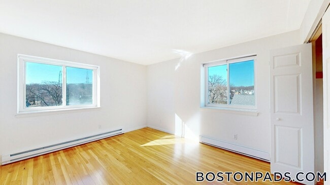 Building Photo - 525 Highland Ave