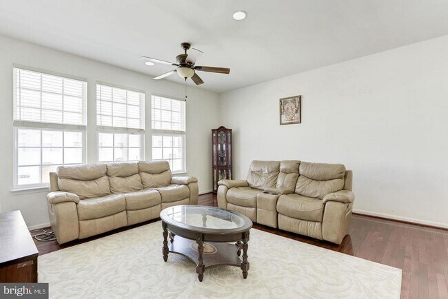 42645 Winter Wind Terrace