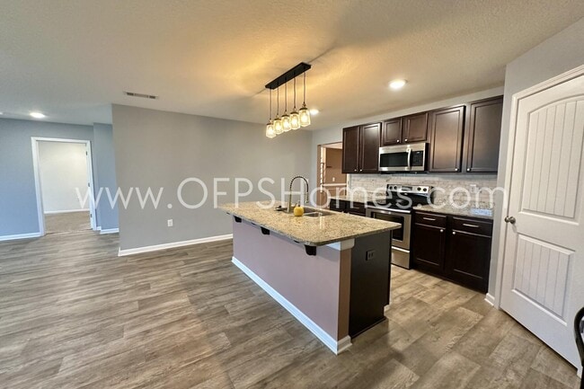 Photo - 812 Moorhen Wy