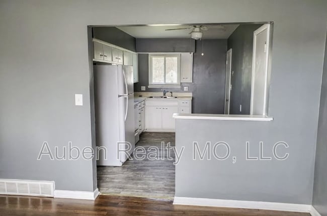 Photo - 5247 Hadley St Unidad 5247/ 5249 Hadley St.