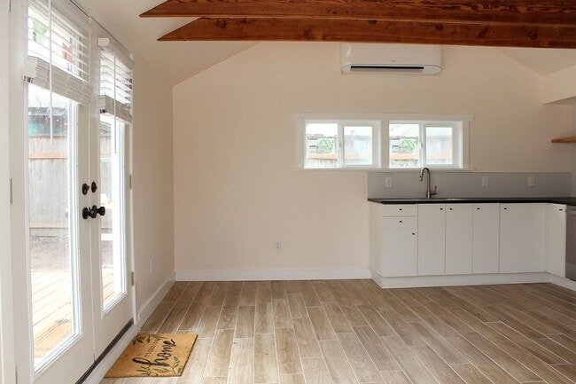 Photo - 4135 NE 72nd Ave. Unit B - ADU