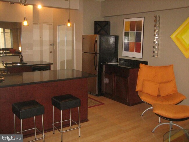 Photo - 1711 Massachusetts Ave NW Unidad 412