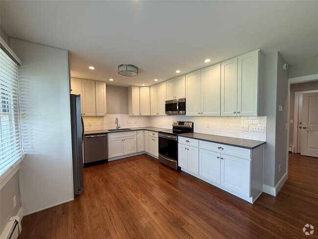 Building Photo - 55075 Main Rd Unit Youngs Bldg #3 Rental