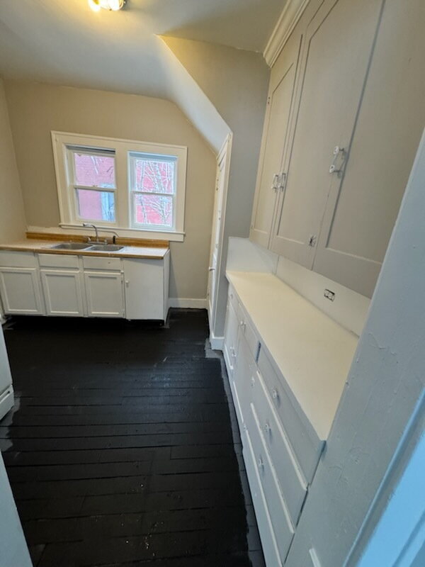 Photo - 3-Bedroom Rental Home in Flint, MI – Now Available! Unidad 2 (820 E 3rd St)