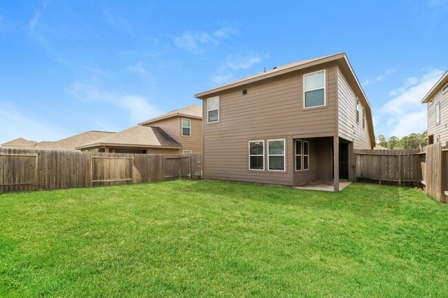 Photo - 512 Meadow Park Ln