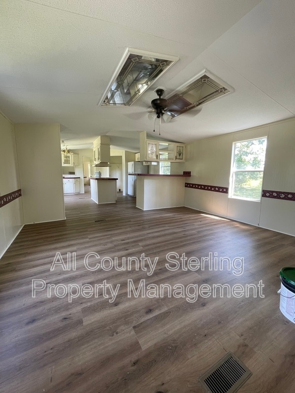 Photo - 186 NW Gerson Ln
