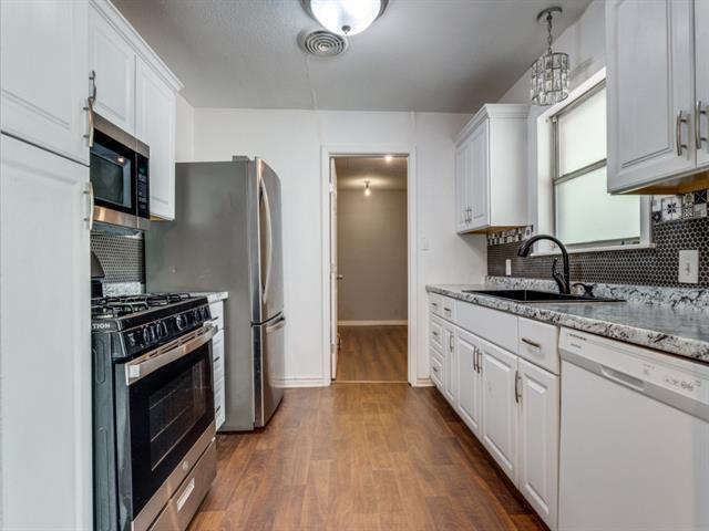 Photo - 12 Geraldine Ln